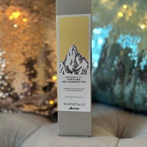 Davines PURIFYING Gel
Dandruff Treatment Gel